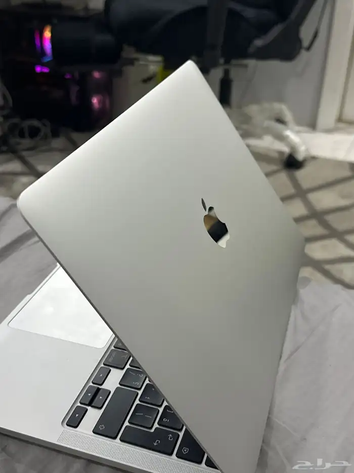 ماك بوك 2022 Pro جديد حالته استثنائية 2