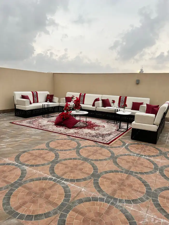 تاجير كراسي طاولات جلسات كنب مكيفات مراوح كوش مداخل 2