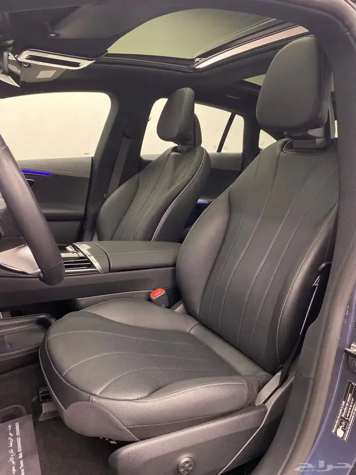 مرسيدس EQE300 12