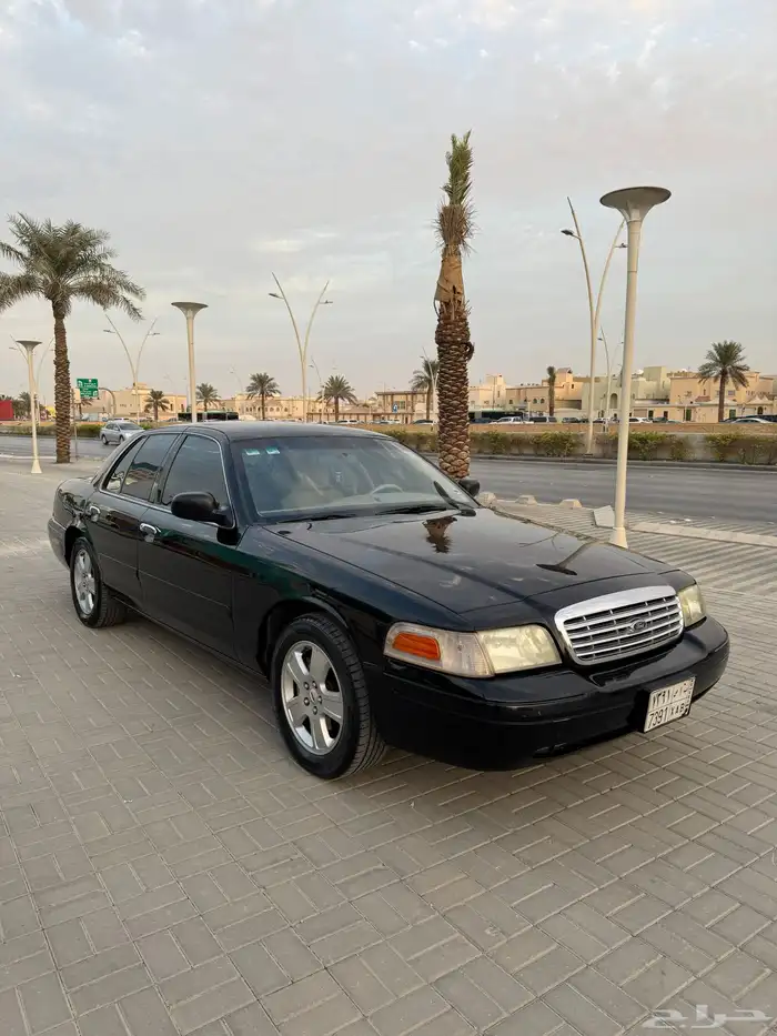 فورد كراون فكتوريا مالك ثاني 4