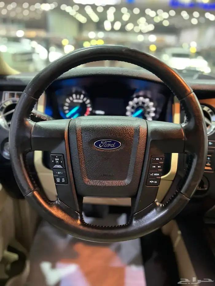فورد اكسبيديشن 2016 13