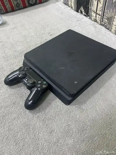 للبيع  بلايستيشن 4 index