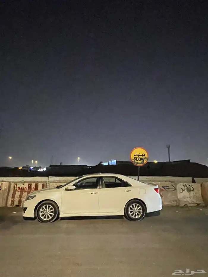 كامري GLX فل كامل شبه وكالة 2013 16