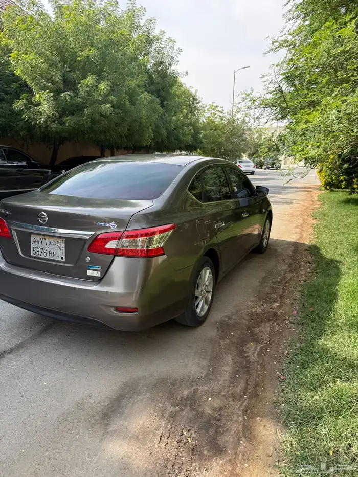 للبيع نيسان سنترا 2016 ثاني مالك 11