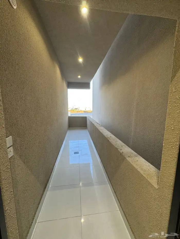 للبيع شقق تمليك علوي مع سطح خاص ومصعد حي المعارض 520 الف 7