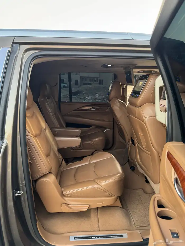 كاديلاك اسكاليد 2015 الدفعه الاخيرة 14