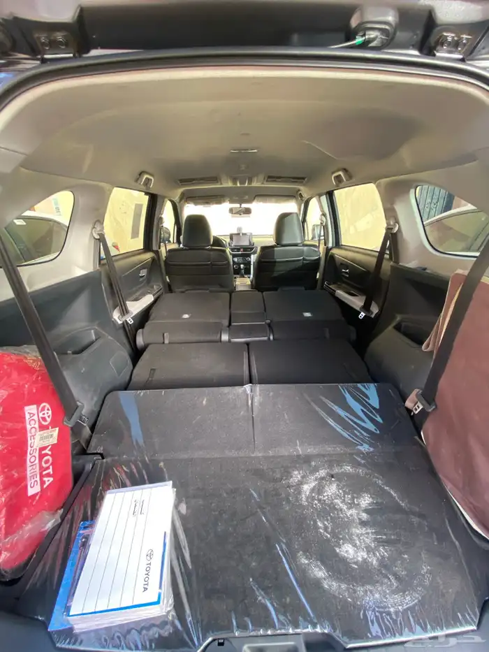 تويوتا فيلوز 2024 GLX للبيع 7