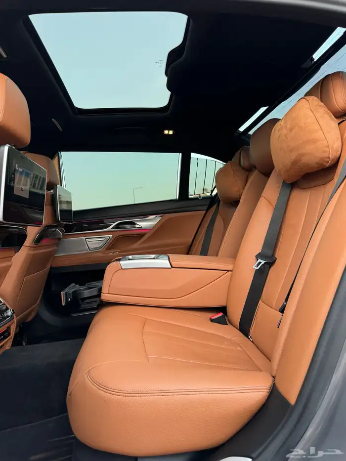 بي ام دبليو مديل 2021 730 10