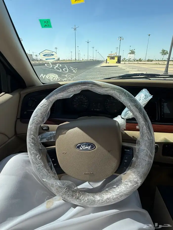 فورد فكتوريا 2012 فل كامل سعودي وارد توكيلات الجزيره 12