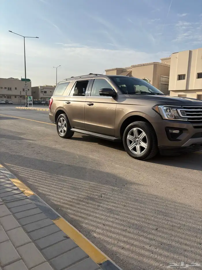 اكسبديشن 4 4 2