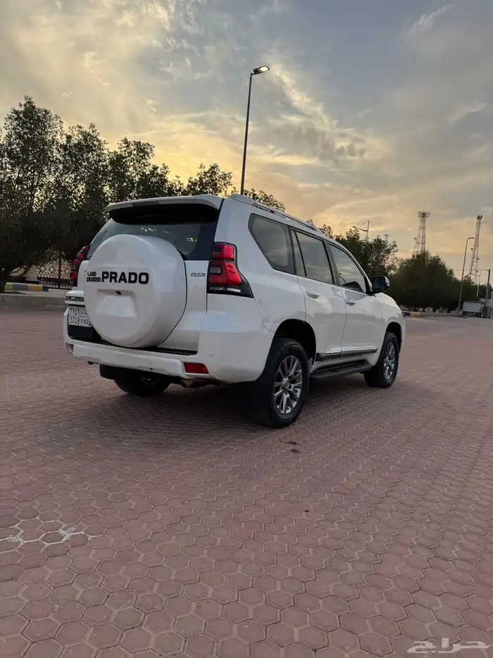 برادو 2018 فطيمي فل كامل فتحة دفلوك ثلاجة نظيف جدا 14