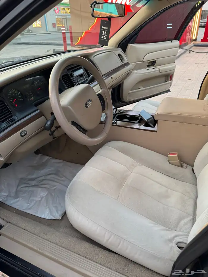 فورد كراون فكتوريا مالك ثاني 9