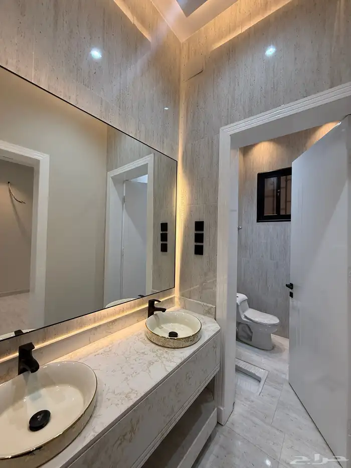 للبيع شقق علويه وارضيه بسعر صيدة بدرة الموسي ع برحه مسجد 48