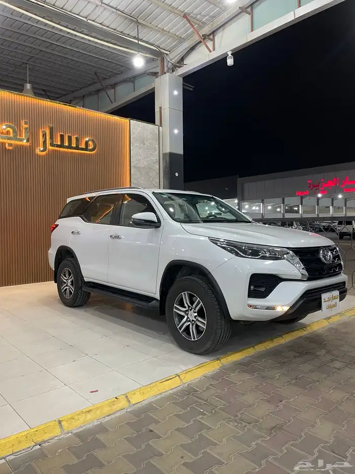 فورتشنر موديل 2023 (6سلندر) 3