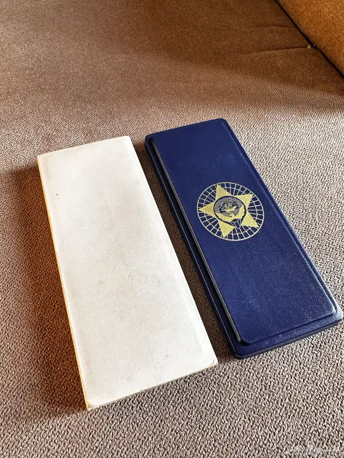 لمحبين النوادر والتميز وسام تحرير الكويت 1991 0