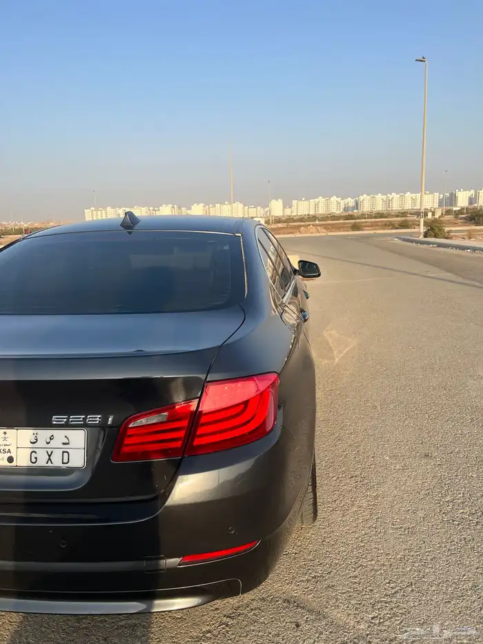 بي ام دبليو الفئة الخامسة 7