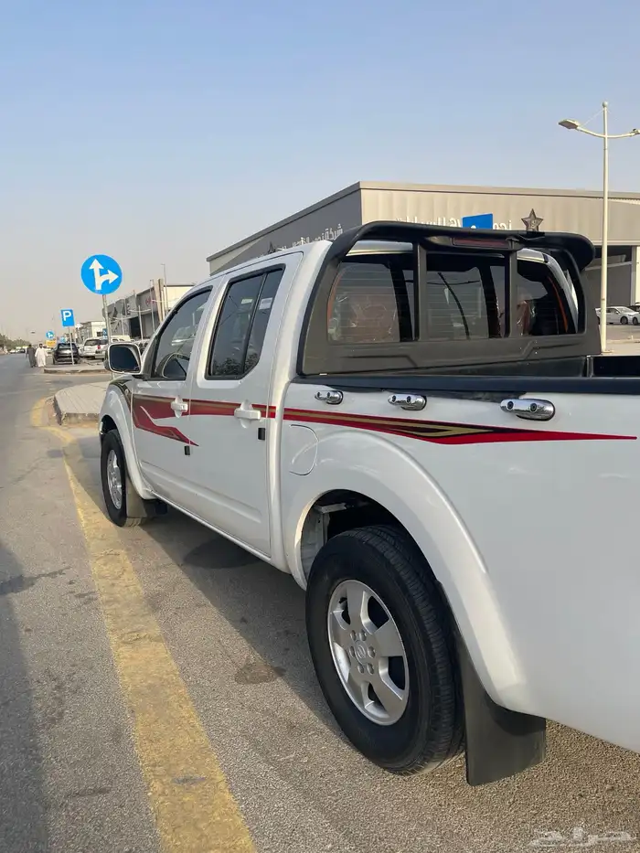 نيسان نافارا 2015 5