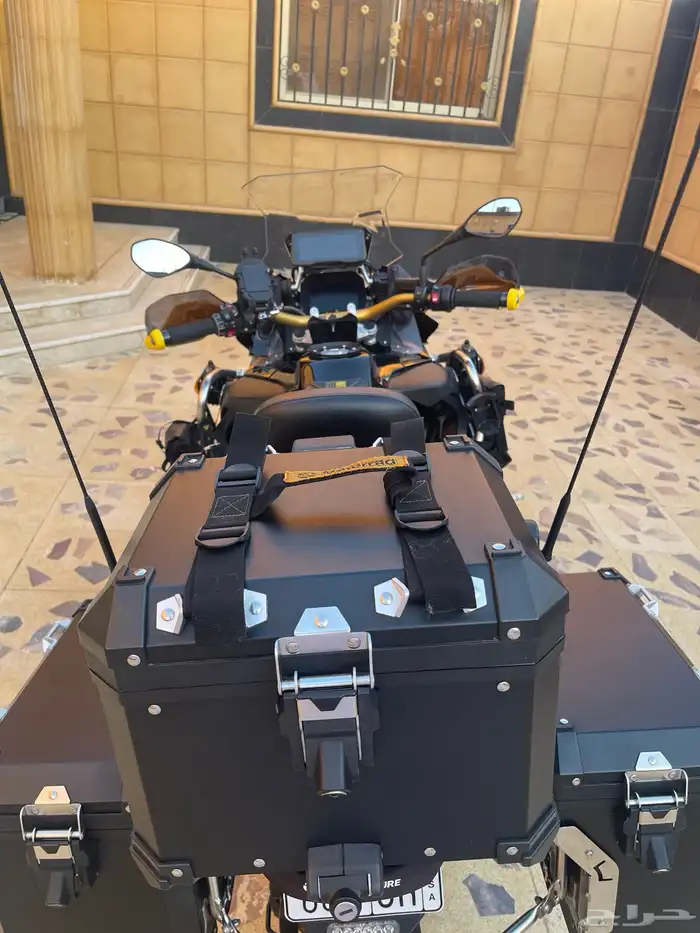 ادفنشر bmw 1250 R 2021 اصدار 40 عام لوحة مميزة 38