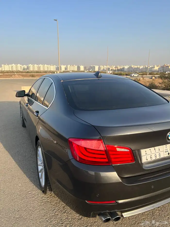 بي ام دبليو الفئة الخامسة 10