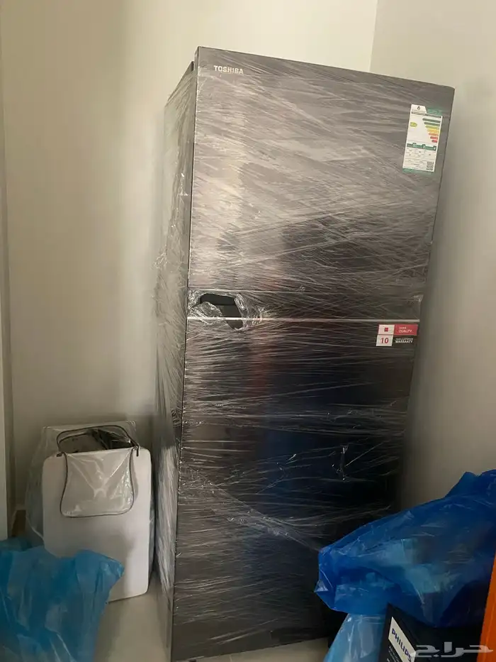 ثلاجه Toshiba كبيره 0