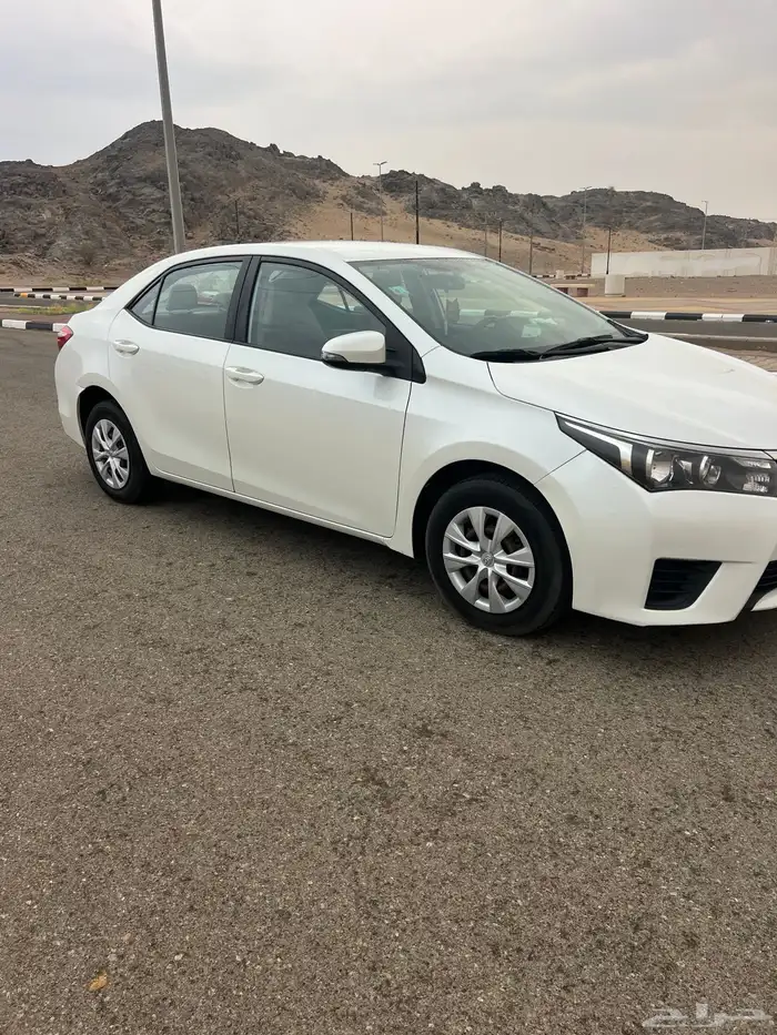للبيع كورلا 2014 بدي وكاله 0