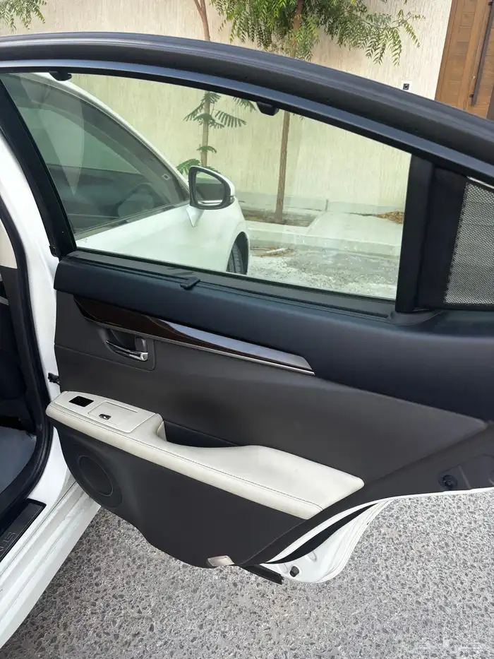 لكزس ES350 شبه مخزن 15