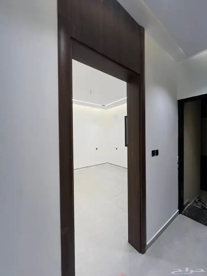 شقق فاخرة بحي الراقي ع شارع 20 شرقي تشطيب vip ب 550 الف 12