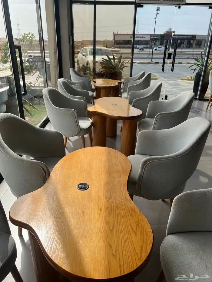 اثاث كافيه طاولات وكراسي 1