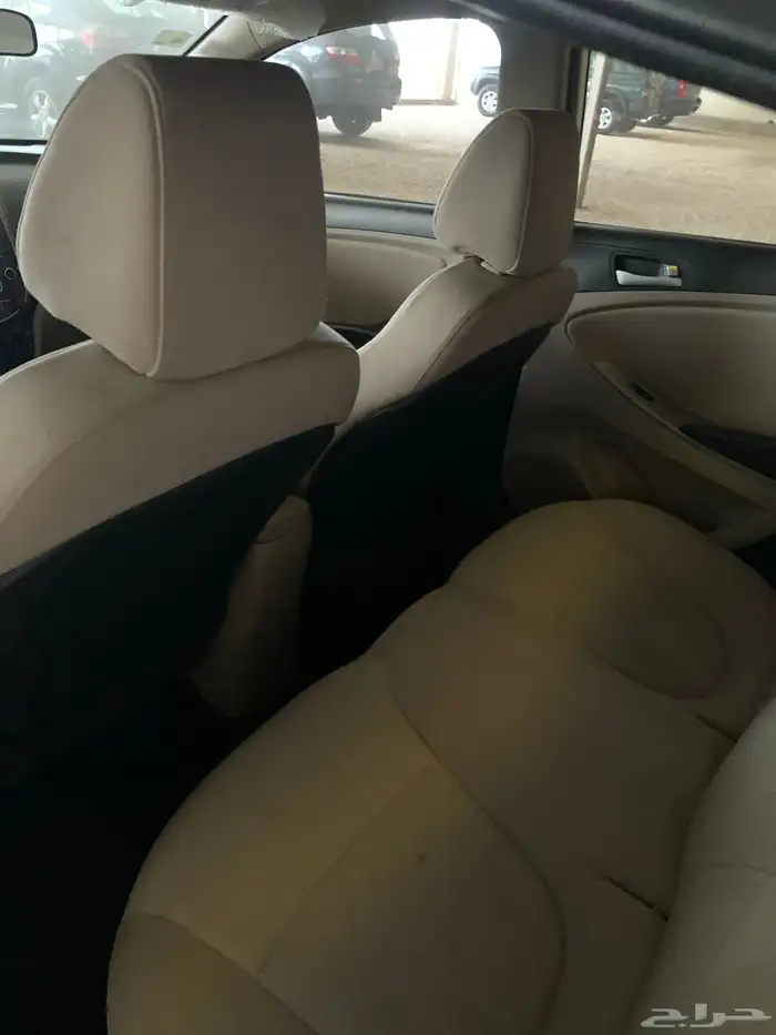 للبيع هيونداي اكسنت 2016 9