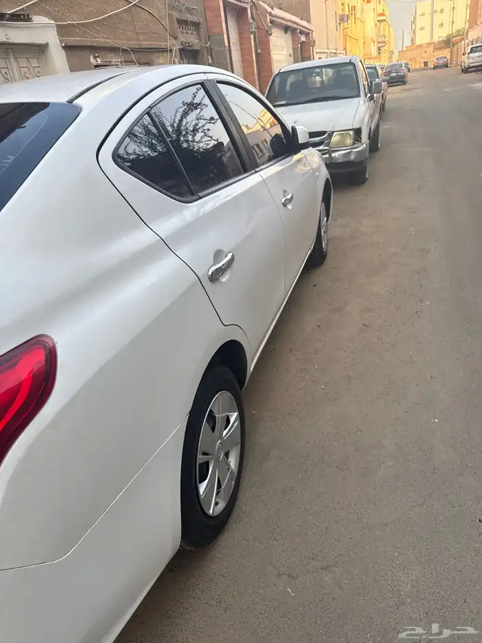 نيسان صني. 2020 1