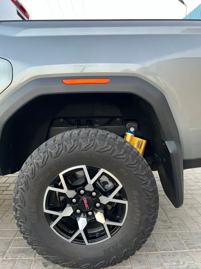 كانيون جمس CANYON GMC AT4X 9