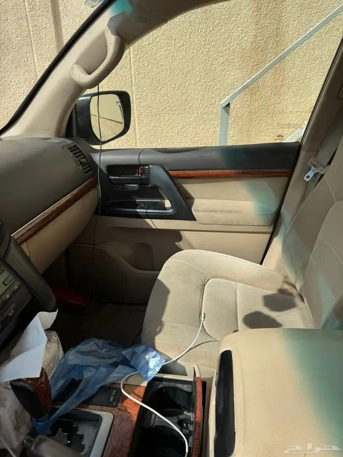 جيب لاندكروزر 2014 6