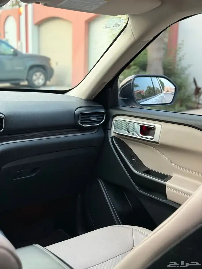 FORD EXPLORER LIMITED 2020 38