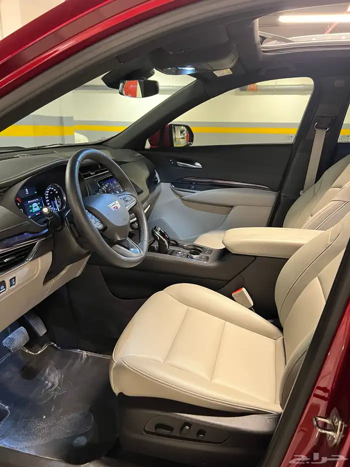 كاديلاك XT4 شبة اصفار 2023 12