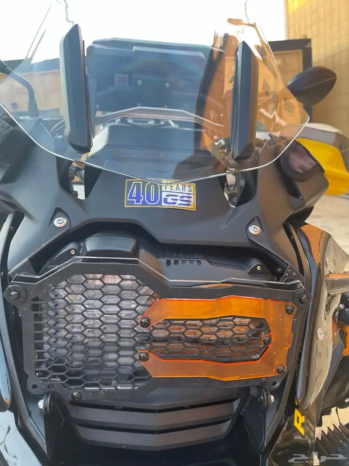 ادفنشر bmw 1250 R 2021 اصدار 40 عام لوحة مميزة 5