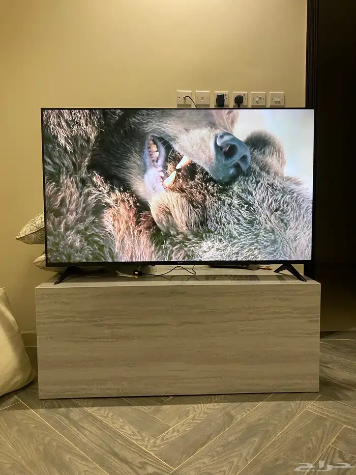 للبيع شاشة SREEN سمارت 55 بوصة 4K UHD 6