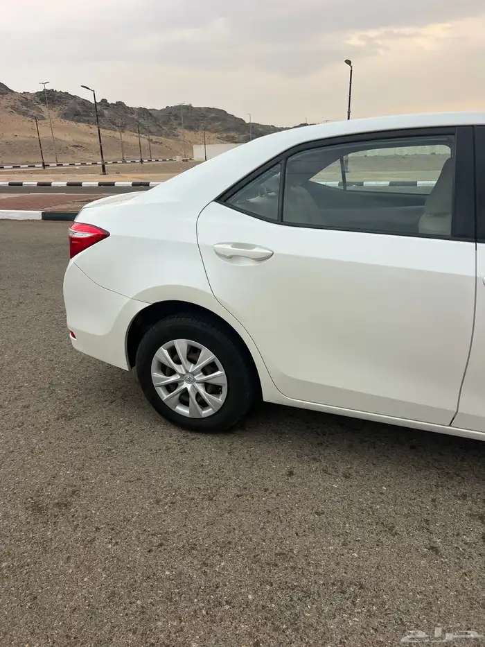 للبيع كورلا 2014 بدي وكاله 2