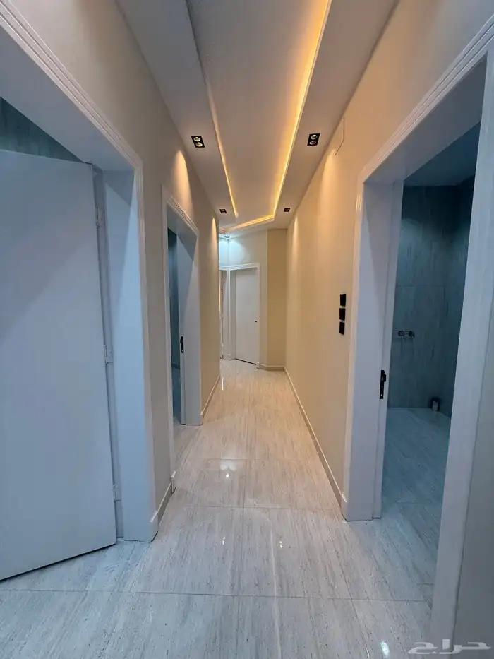 للبيع ادوار تمليك علويه بمساحات كبيره شرق الخميس حى الراقي 14