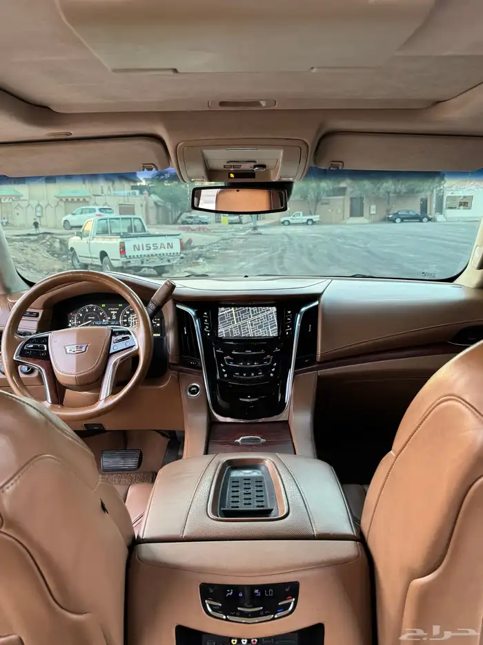 كاديلاك اسكاليد 2015 الدفعه الاخيرة 16