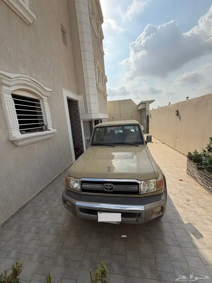 جيب ربع 2014 نظيف جدا  مشروط كامل 4