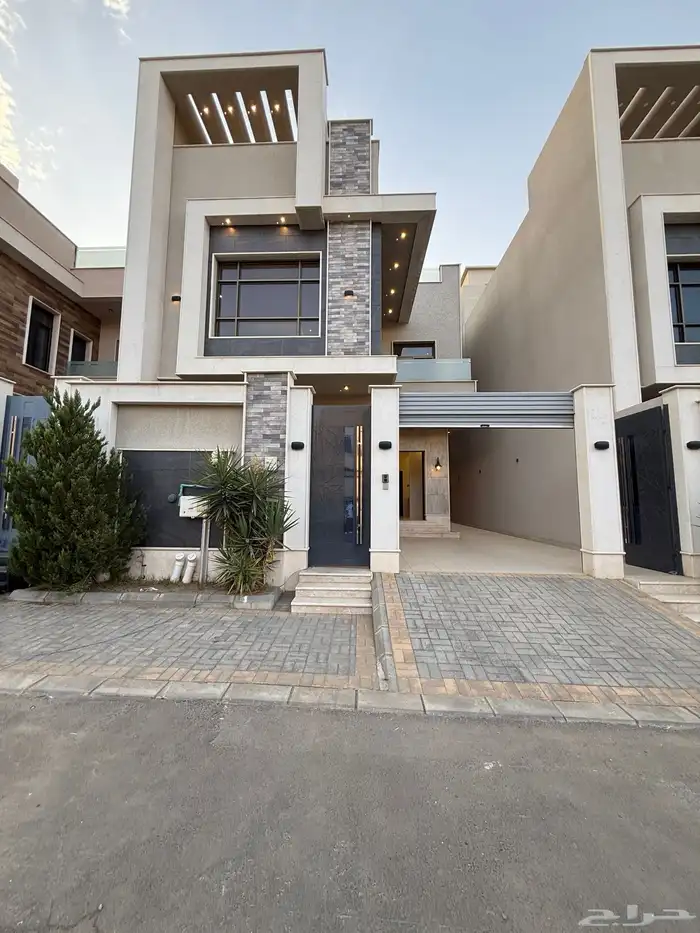 للبيع فيلا مودرن دورين وملحق ف درة الموسي مقابل ممشي الراقي 0