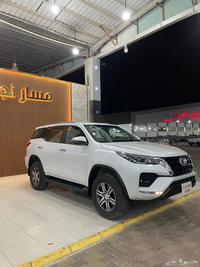 فورتشنر موديل 2023 (6سلندر) 2