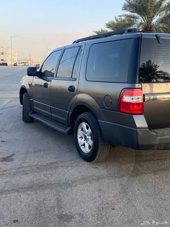 اكسبديشن 2016 قصير للبيع 5