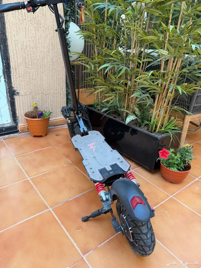 سكوتر الوحش سريع جدا 1