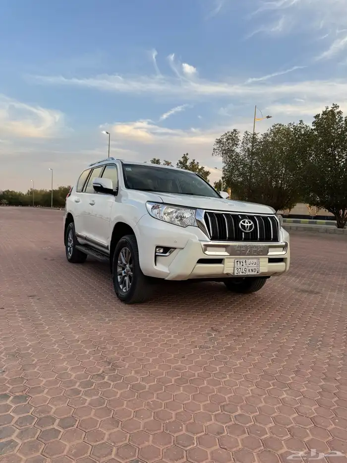 برادو 2018 فطيمي فل كامل فتحة دفلوك ثلاجة نظيف جدا 6