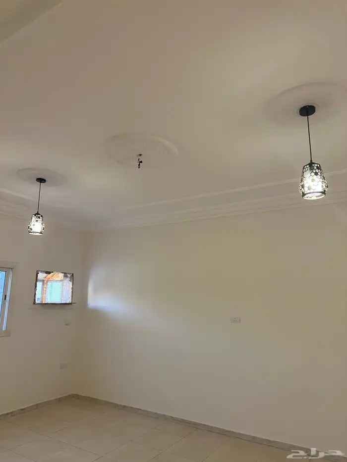 شقة للايجار حي الربوه 5