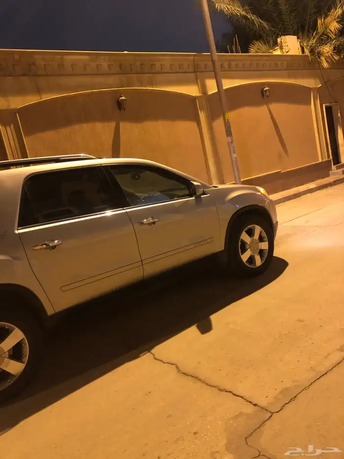 جي ام سي اكاديا 2008 12