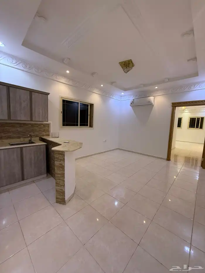 فيلا مستقله في حي قرطبة الغربيه شرق سابك ( 300 م ) 18