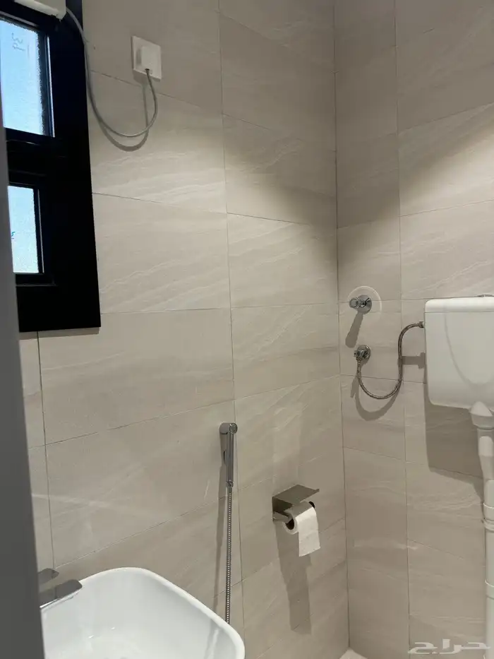 وحدات سكنية فاخرة مفروشه للإيجار - عائلات فقط 7