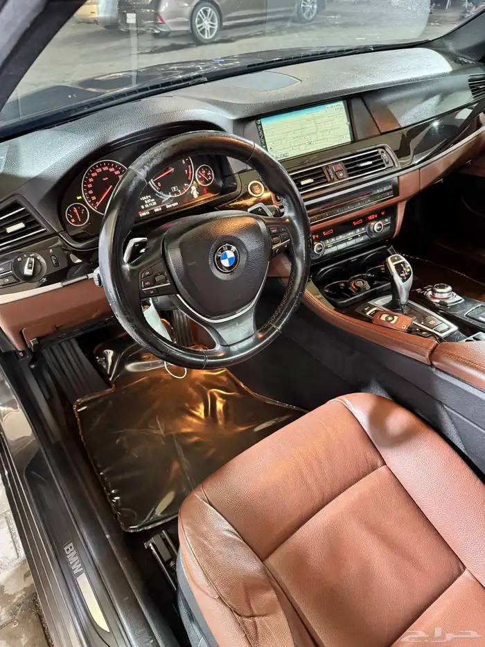 بي ام دبليو الفئة الخامسة 530i 2013 BMW 10